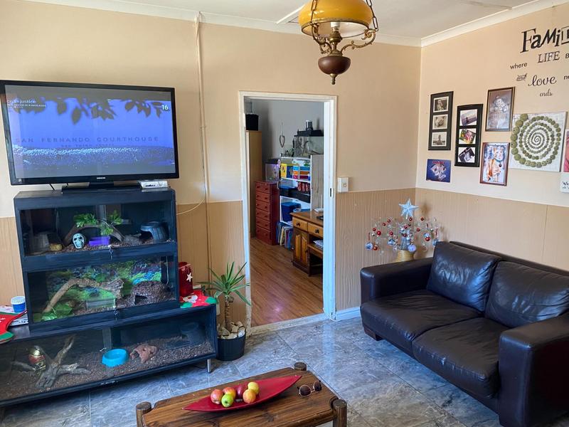 5 Bedroom Property for Sale in Sandbaai Western Cape